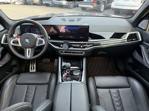 Used 2025 BMW X5 M Competition w/ Executive Package image 11