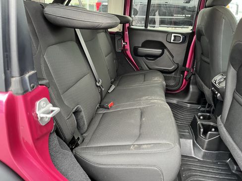 Used 2021 Jeep Wrangler Unlimited Sport AWD/4WD image 4