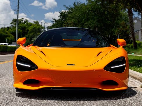 New 2027 McLaren 750S RWD image 4