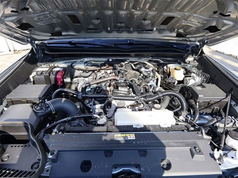 Used 2024 Toyota Tacoma TRD Sport image 30