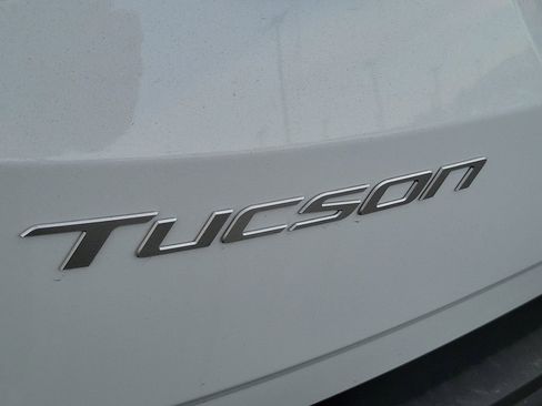 Used 2025 Hyundai Tucson SE FWD image 33