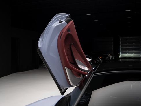 Used 2023 McLaren GT RWD image 48