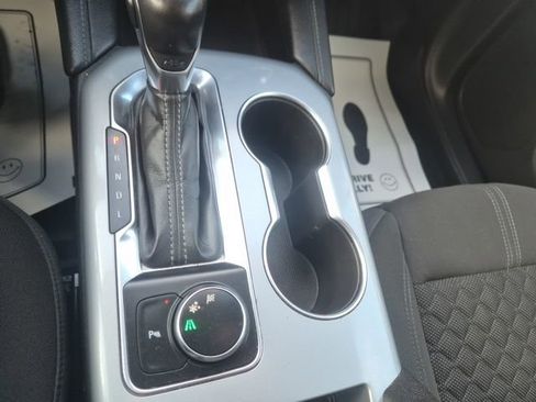 Used 2020 Chevrolet Blazer LT image 20