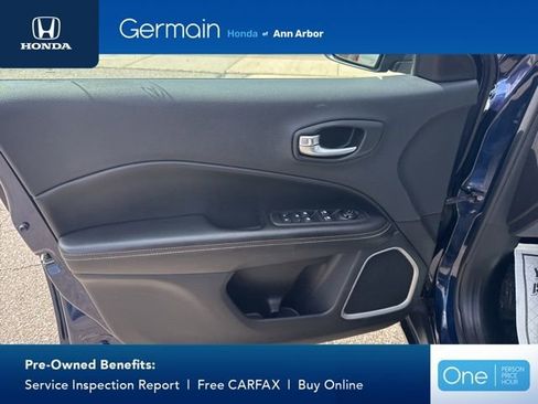 Used 2018 Jeep Compass Latitude w/ Cold Weather Group image 19