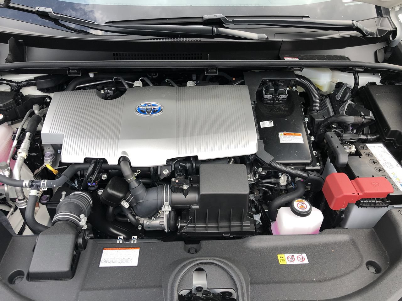 Used 2020 Toyota Prius Limited FWD image 43