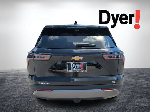 New 2026 Chevrolet Equinox LT w/ Safety and Technology Package FWD image 5