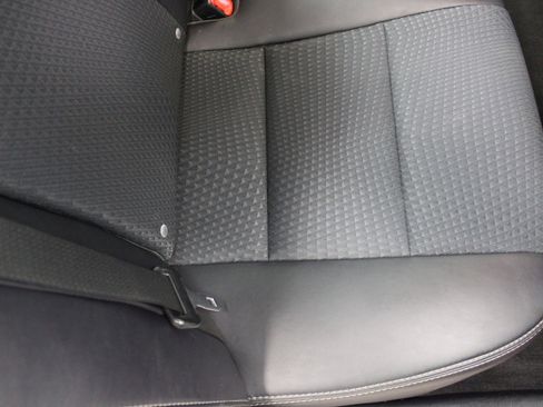 Used 2014 Toyota Camry SE image 24