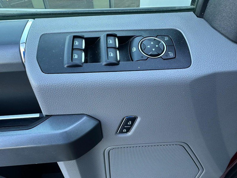 Used 2017 Ford F150 XLT w/ Equipment Group 302A Luxury AWD/4WD image 11