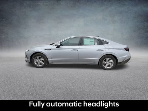 Used 2026 Hyundai Sonata SE FWD image 14