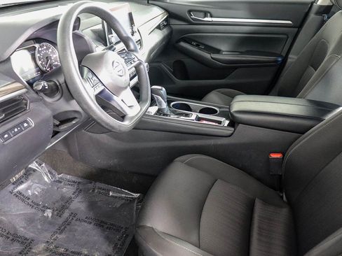 Used 2023 Nissan Altima 2.5 SV image 15