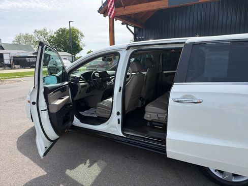 Used 2019 Honda Odyssey EX-L image 7