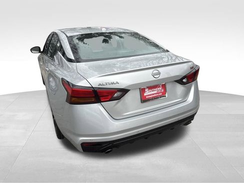 Used 2024 Nissan Altima 2.5 SR image 22