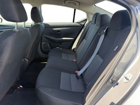 Used 2024 Nissan Sentra SV FWD image 16