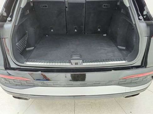 Used 2025 Audi Q5 Premium Plus w/ Premium Plus image 14