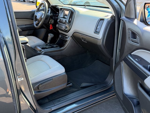 Used 2017 Chevrolet Colorado W/T RWD image 23