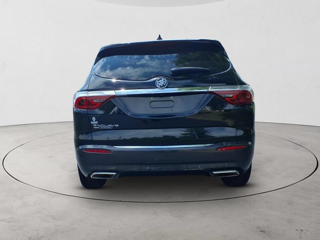 Used 2023 Buick Enclave Essence AWD/4WD image 5