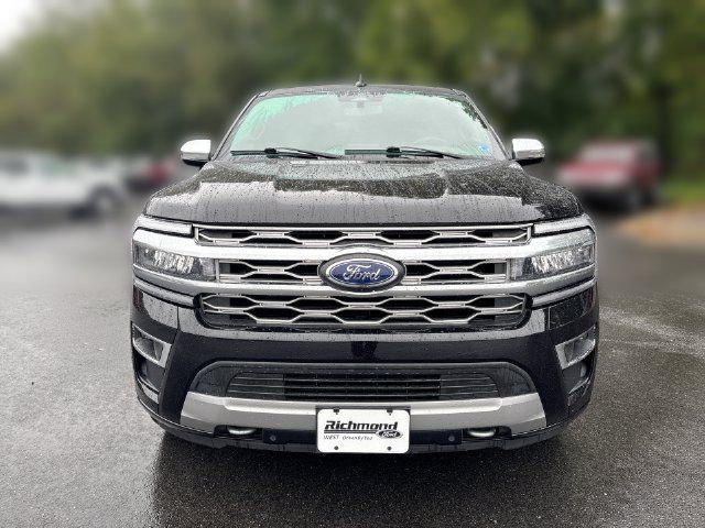 Certified 2024 Ford Expedition Platinum AWD/4WD image 3