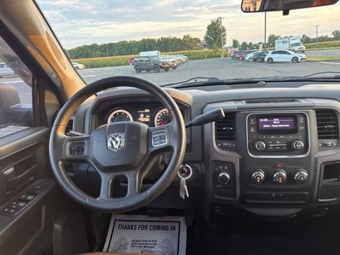 Used 2014 RAM 1500 Express AWD/4WD image 26