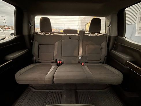 Used 2022 Chevrolet Silverado 1500 LT Trail Boss image 32