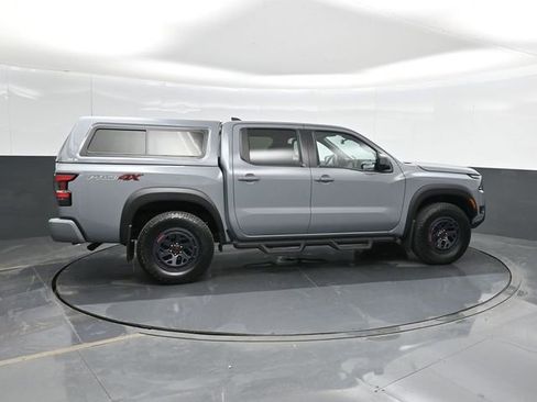 Used 2025 Nissan Frontier PRO-4X AWD/4WD image 4