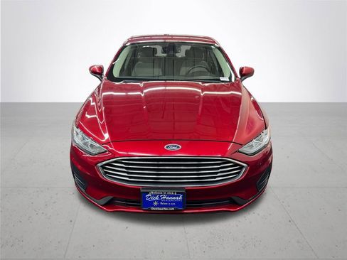 Used 2019 Ford Fusion SE FWD image 10