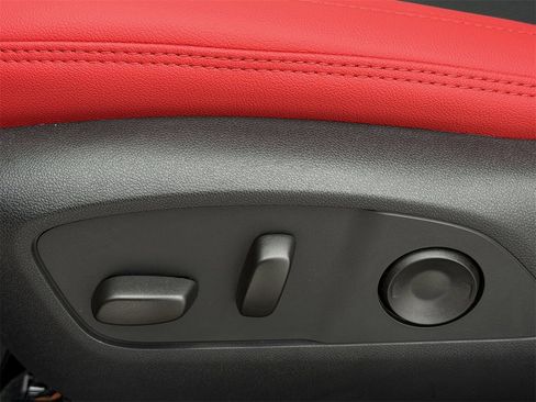 New 2026 Chevrolet Equinox EV RS image 23