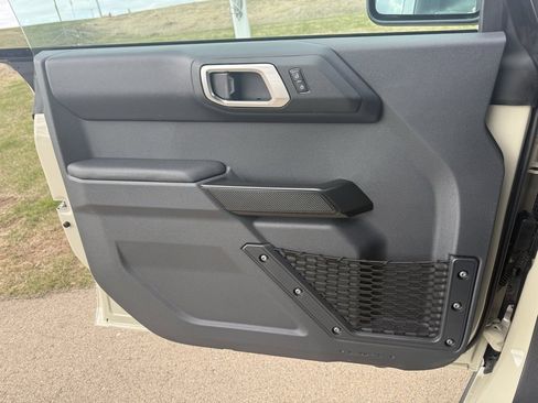 New 2025 Ford Bronco Badlands image 56