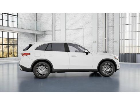 New 2026 Mercedes-Benz GLC 300 4MATIC image 17