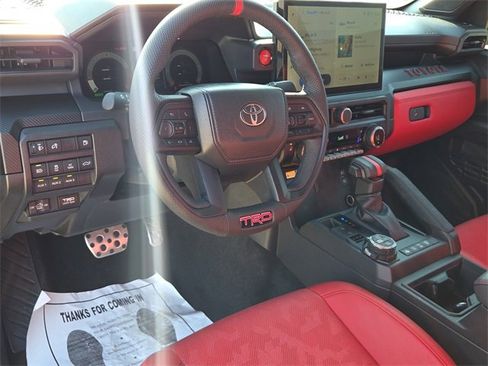 Used 2024 Toyota Tacoma TRD Pro image 17