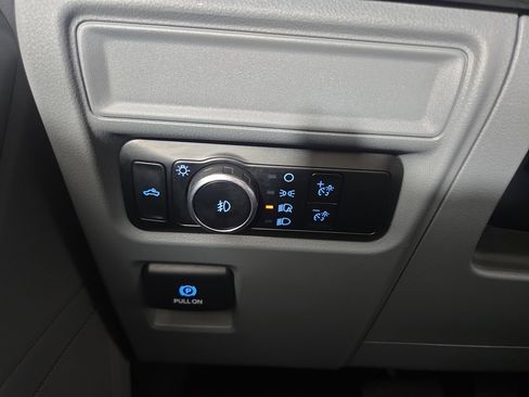 Used 2024 Ford F150 XLT w/ Tow/Haul Package image 28