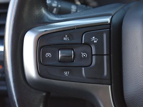 Used 2021 Chevrolet Suburban LT image 5