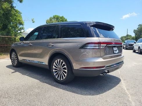 Used 2020 Lincoln Aviator Reserve w/ Equipment Group 201A RWD image 3