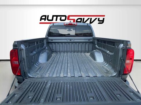 Used 2022 Chevrolet Colorado LT w/ LT Convenience Package AWD/4WD image 23