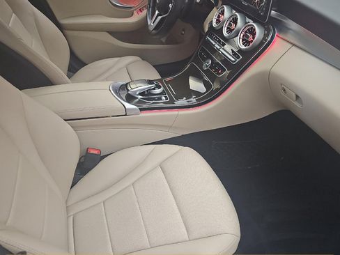 Used 2019 Mercedes-Benz C 300 4MATIC Sedan w/ Multimedia Package image 13
