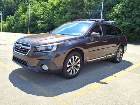 Used 2019 Subaru Outback 2.5i Touring w/ Popular Package #3A AWD/4WD image 4