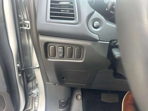 Used 2025 Mitsubishi Outlander Sport ES AWD/4WD image 9