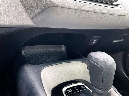 Certified 2024 Toyota Corolla LE w/ LE Convenience Package FWD image 15