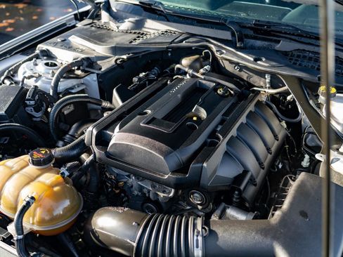 Used 2019 Ford Mustang Premium image 20