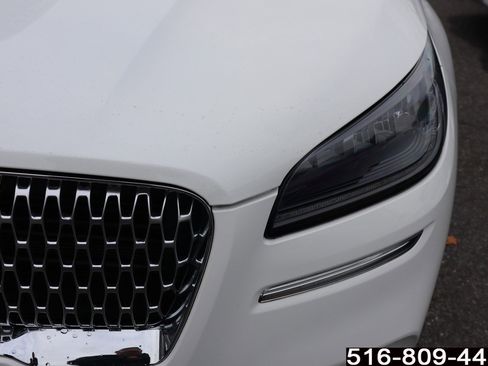 Used 2022 Lincoln Corsair AWD w/ Equipment Group 101A image 9