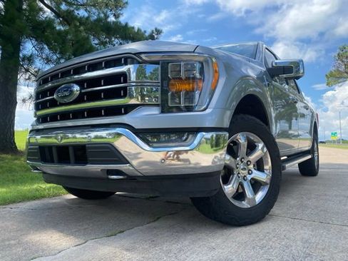 Used 2022 Ford F150 Lariat AWD/4WD image 3