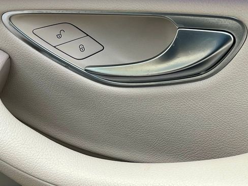 Certified 2022 Mercedes-Benz GLC 300 4MATIC image 25