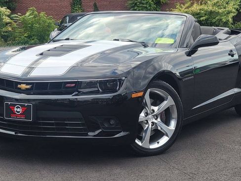 Used 2015 Chevrolet Camaro SS w/ RS Package RWD image 2