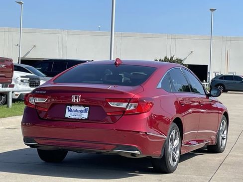 Used 2019 Honda Accord EX image 4