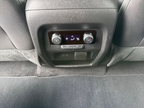 Used 2025 GMC Acadia Elevation image 26