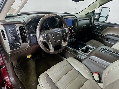 Used 2016 GMC Sierra 2500 Denali w/ Duramax Plus Package image 30