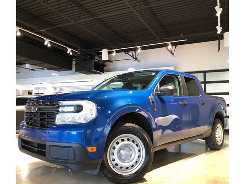 Used 2023 Ford Maverick XL image 1