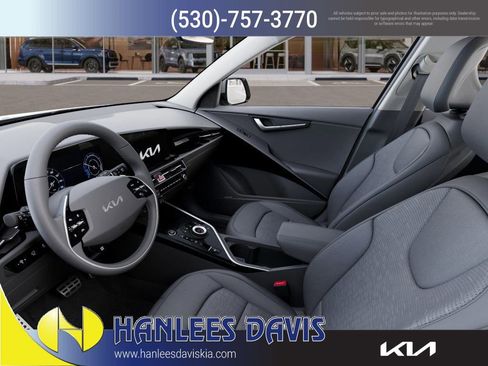 New 2025 Kia Niro Wave FWD image 17