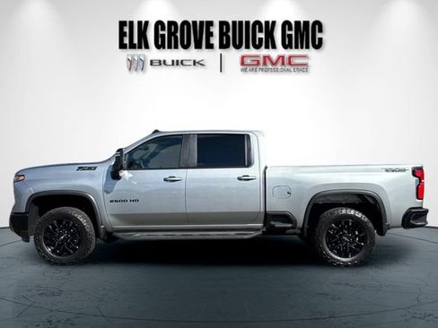 Used 2025 Chevrolet Silverado 2500 LT w/ Trail Boss Package AWD/4WD image 7