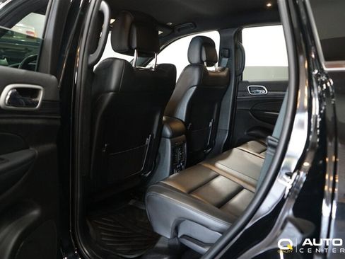 Used 2021 Jeep Grand Cherokee Limited AWD/4WD image 24