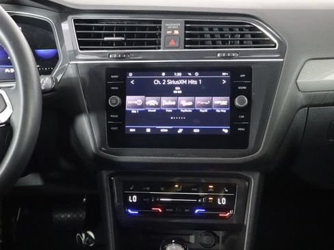 Used 2023 Volkswagen Tiguan SE FWD image 26